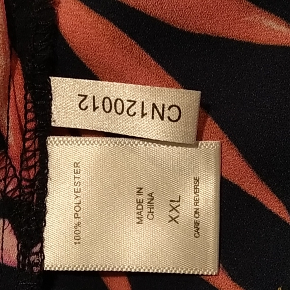 Off the shoulder Top * NWOT * - Picture 4 of 6